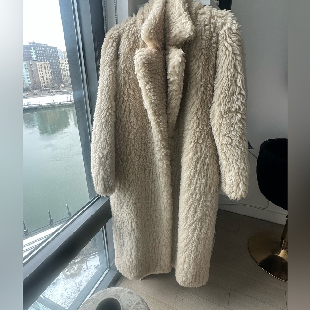 Zara A/W 2022 Collection Faux Fur Coat